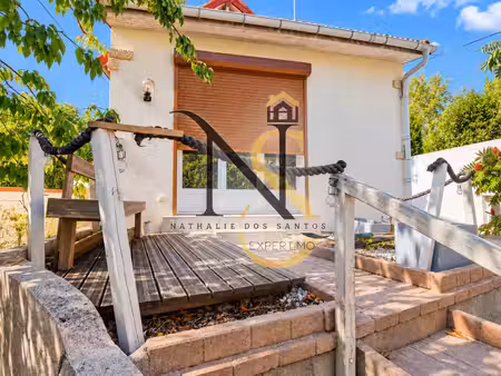 à louer – petite maison duplex f2 avec terrasse et stationnement