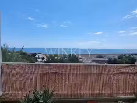 vente appartement 2 pièces 43 m² à la possession (97419)  148 000 €