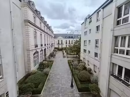 location parking 13 m² à paris 3ème (75003)  180 €