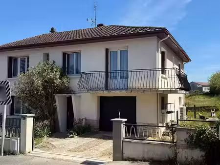 location meublée maison 6 pièces 126.06 m² à boulazac isle manoire (24750)  1 530 €