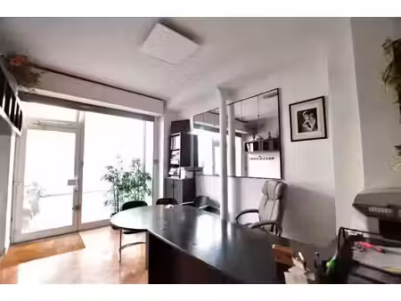 location locaux professionnels 2 pièces 23 m² à paris 16ème (75016)  946 €