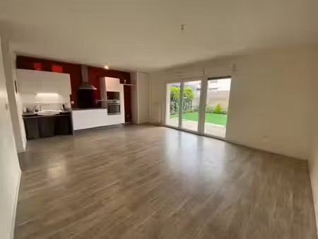 location appartement 2 pièces 63 m² à bezannes (51430)