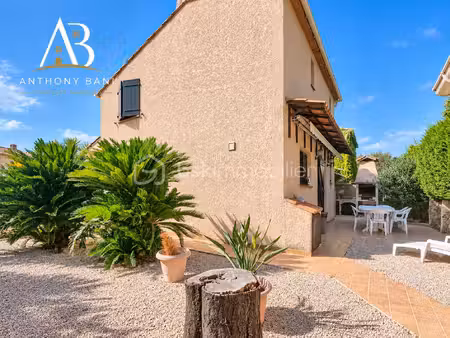 maison de 105 81 m² à antibes