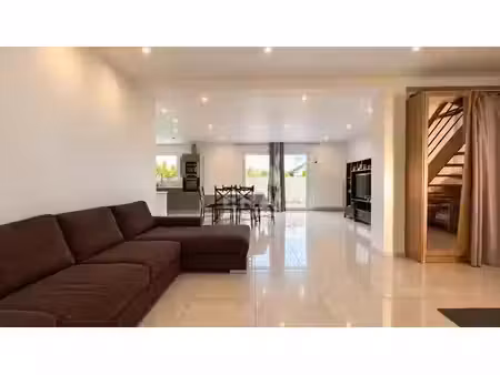 vente maison 5 pièces 93.5 m² à isles-sur-suippe (51110)  270 300 €