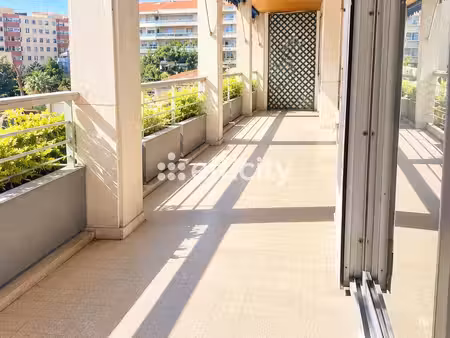 appartement 5 pièces - 140 m²