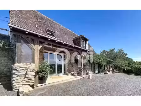 vente maison 4 pièces 137 m² à génis (24160)  330 000 €