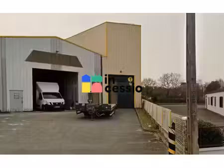 location local commercial