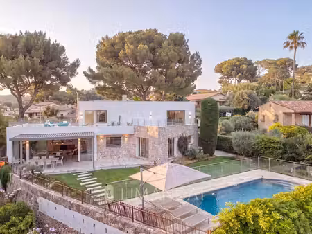 villa de luxe de 8 pièces en location cannes  provence-alpes-côte d'azur