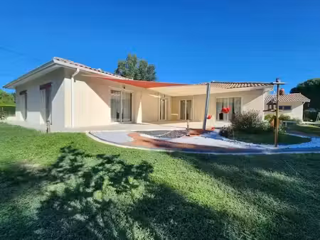 vente maison 5 pièces 166.68 m² à vertheuil (33180)  335 000 €