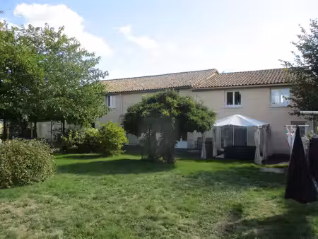 achat maison 12 pièces 249m² valence en poitou 86700