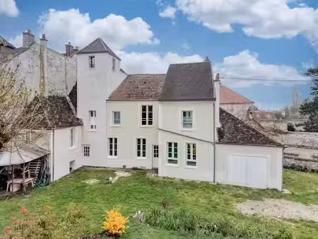 vente maison 6 pièces 197 m² à montceaux-lès-meaux (77470)  345 000 €