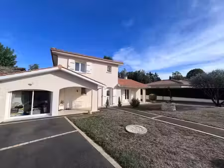 vente maison 5 pièces 136 m² à saint-loubès (33450)  347 000 €