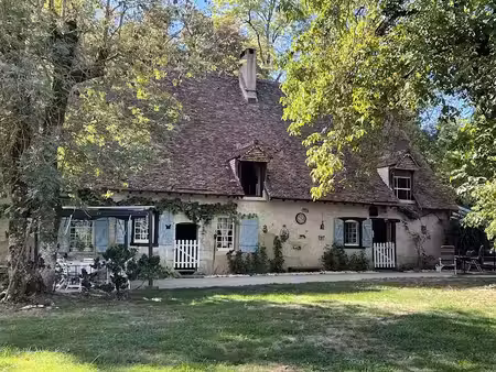 vente propriété 7 pièces 280 m² à sancerre (18300)  350 000 €