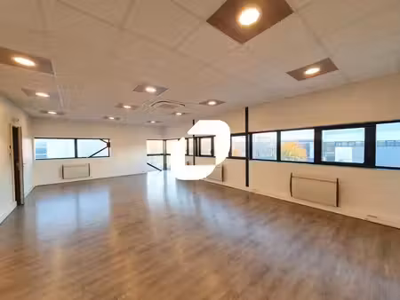 location bureaux bailly-romainvilliers 77700 56m²