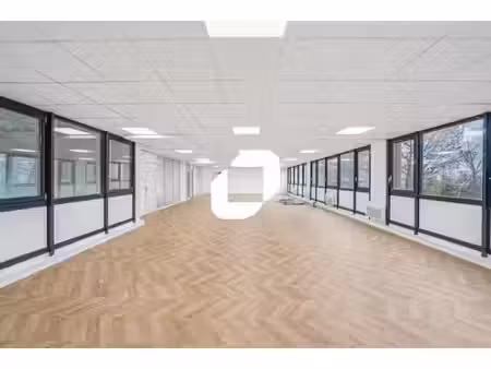 location bureaux garches 92380 190m²