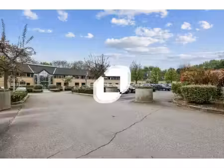 location bureaux champs sur marne 77420 40m² à 223m²