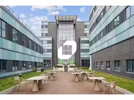 location bureaux colombes 92700 597m² à 4701m²