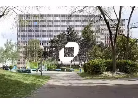 location bureaux creteil 94000 42m² à 1897m²