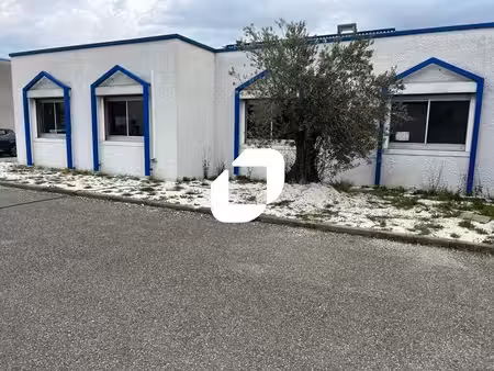location bureaux genas 69740 91m²