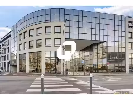 location bureaux issy les moulineaux 92130 124m²