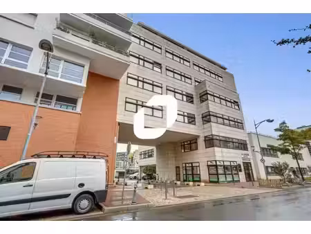 location bureaux issy les moulineaux 92130 97m²