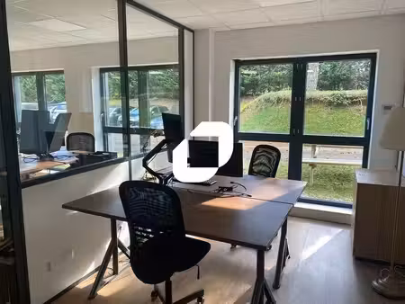 location bureaux rillieux la pape 69140 205m²