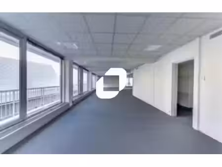 location bureaux saint cloud 92210 130m² à 754m²