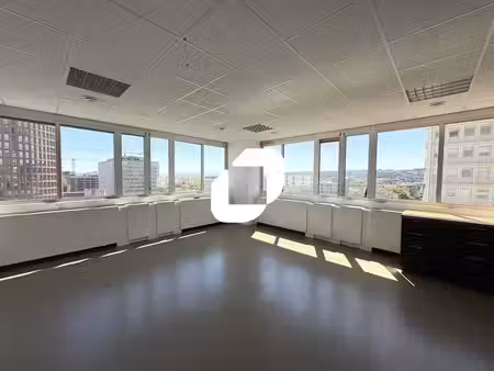 location bureaux lyon 69003 232m² à 2068m²