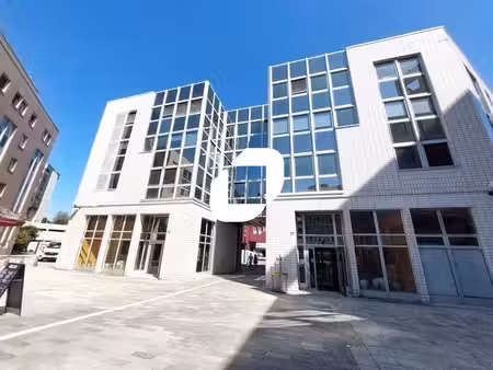 location bureaux montigny le bretonneux 78180 303m² à 606m²