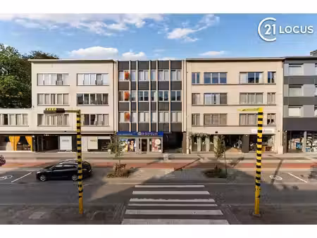 commercieel te koop in beveren-kruibeke-zwijndrecht met 6 slaapkamers