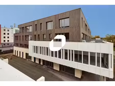 location bureaux 256m² à 685m²