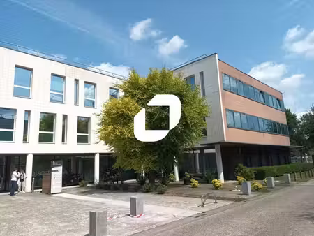 location bureaux 266m² à 556m²
