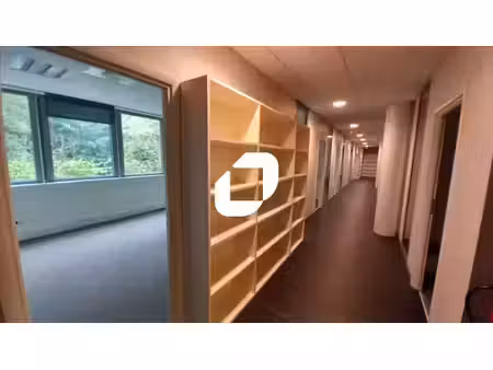 location bureaux 393m²