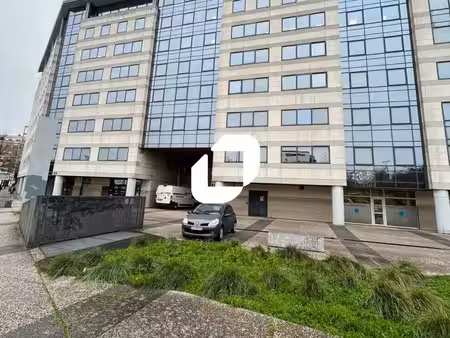 location bureaux roubaix 59100 14m² à 8568m²