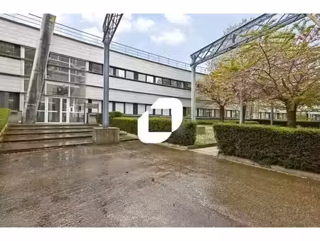 location bureaux saint denis 93200 181m² à 706m²