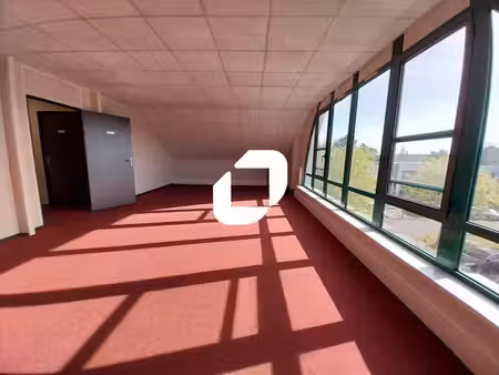 location bureaux trappes 78190 36m² à 376m²