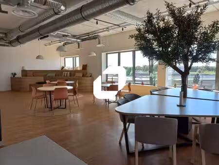 location bureaux 105m² à 3700m²