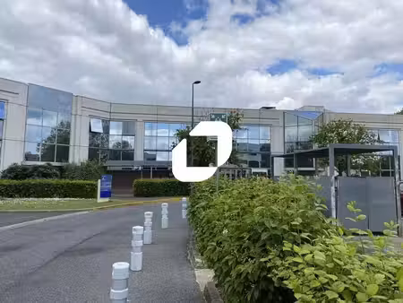 location bureaux villepinte 93420 220m²