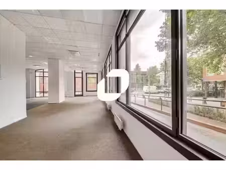 location bureaux aubervilliers 93300 508m² à 4290m²