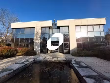location bureaux guyancourt 78280 421m²