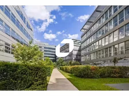 location bureaux saint denis 93200 24m² à 19427m²