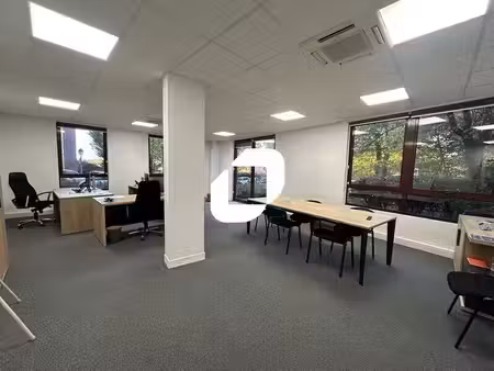 location bureaux saint germain en laye 78100 160m²