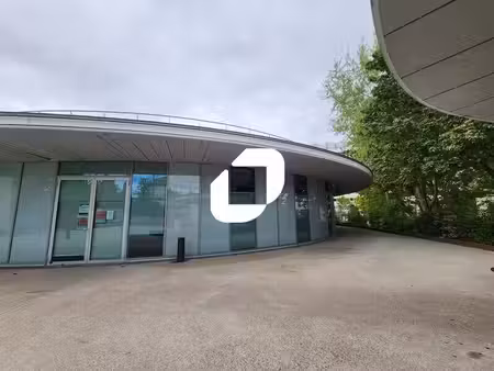 location bureaux saint germain en laye 78100 320m²