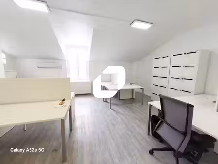 location bureaux versailles 78000 24m² à 59m²