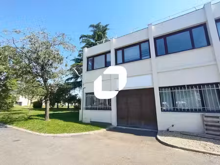 location bureaux les loges en josas 78350 18m² à 36m²