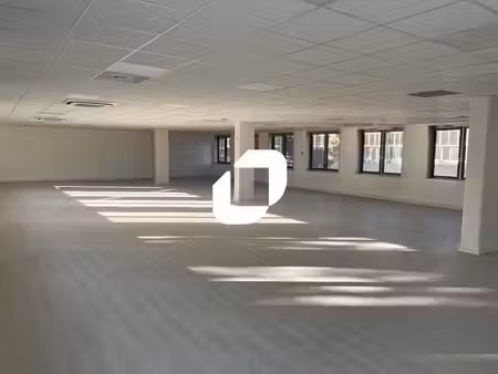 location bureaux saint germain en laye 78100 180m²