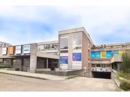 commercieel te koop in ukkel