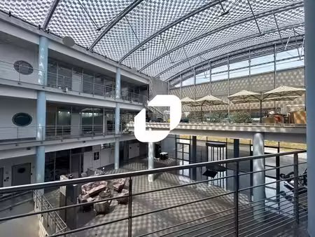 location bureaux 161m² à 766m²