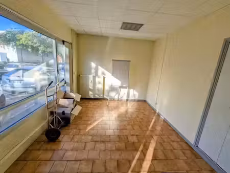 vente locaux professionnels 85 m² à valence (26000)  50 000 €