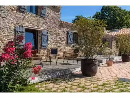 achat maison 7 pièces 200m² vue 44640
